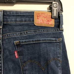 3/30 Levi’s women jeans